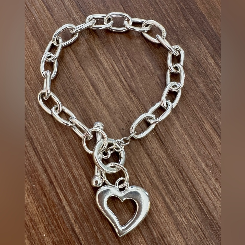 Classic Silver Heart Toggle Link Bracelet - 8”